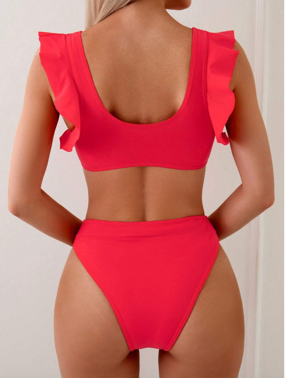 Bikini rosado con mangas y nudo