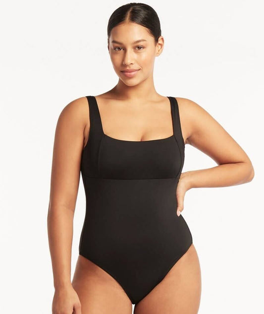 Calzoneta negra sencilla