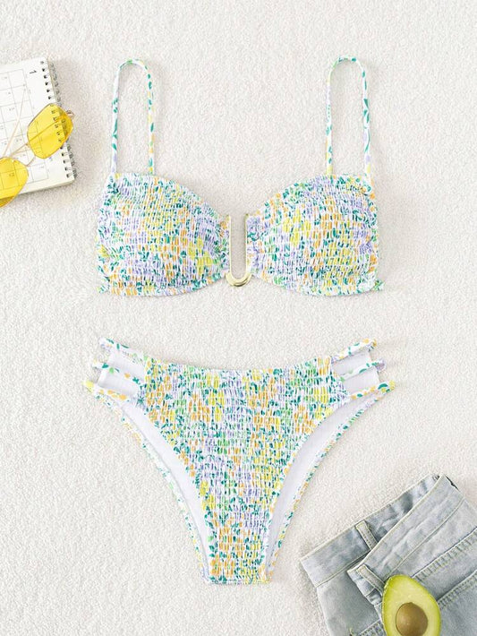 Bikini de flores verdes y celestes