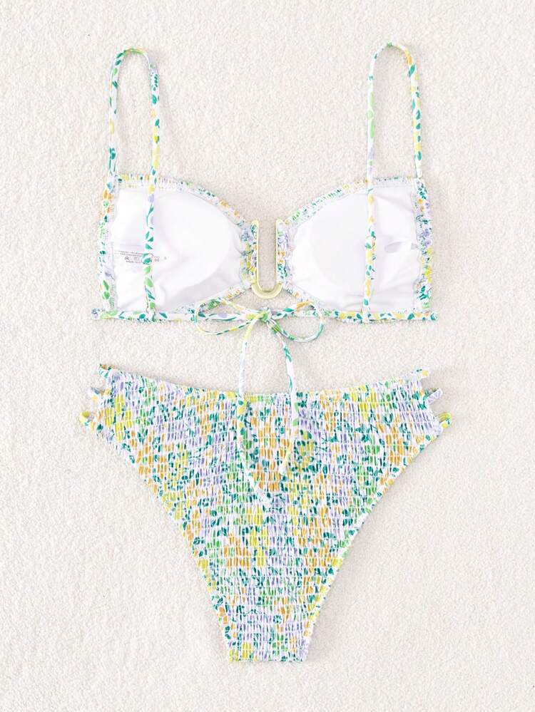 Bikini de flores verdes y celestes