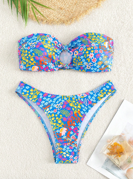 Bikini azul floreado tipo bandeau
