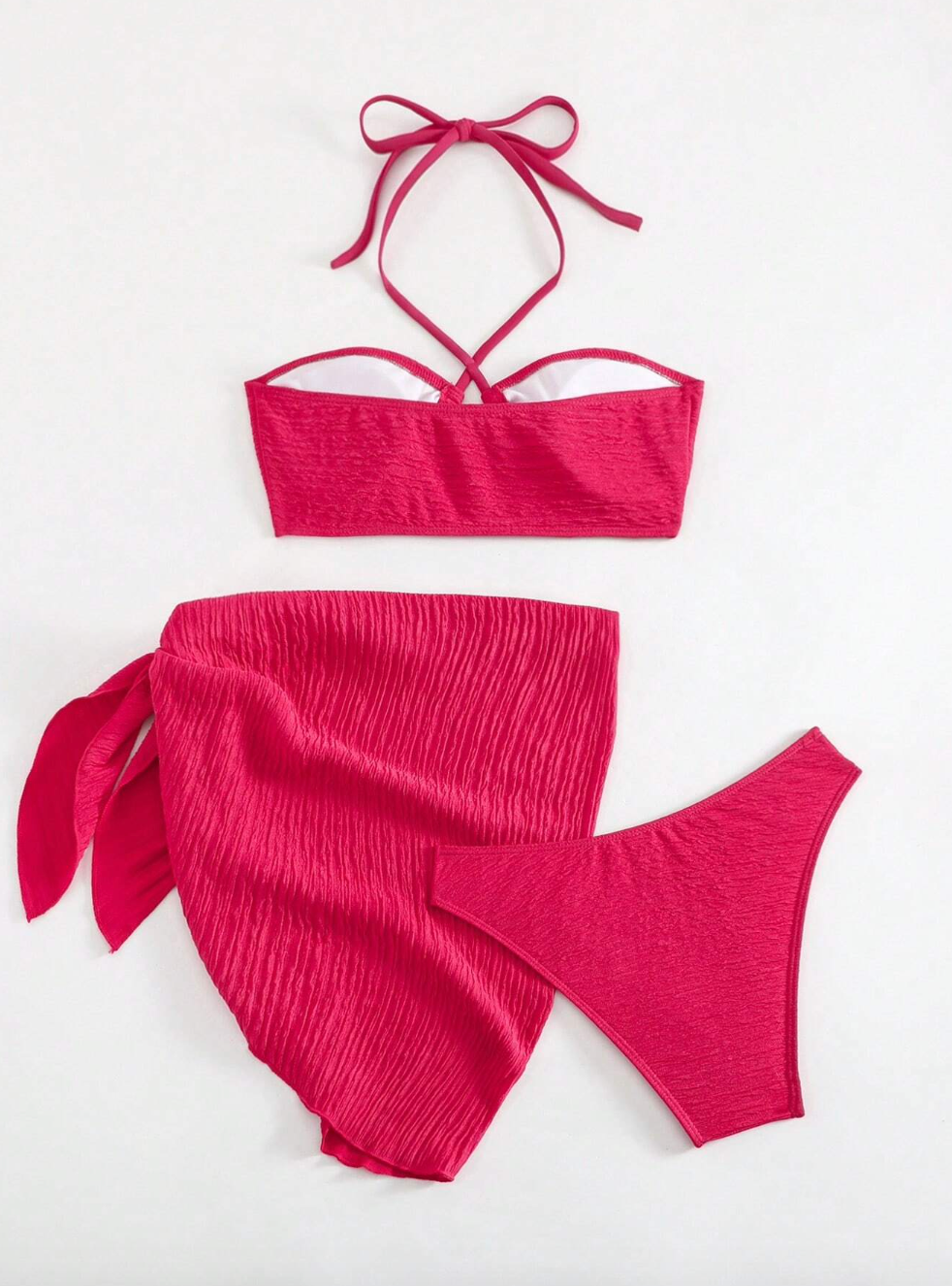 Set de bikini rosado con pareo