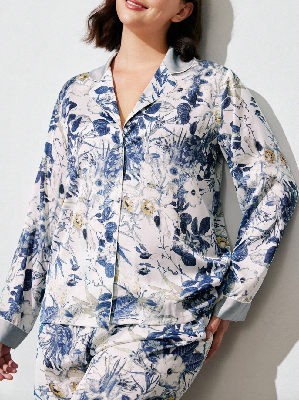 Pijama de manga larma con print azul
