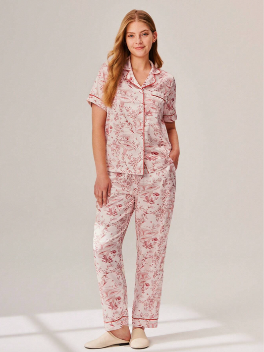 Pijama de manga corta con print rosado