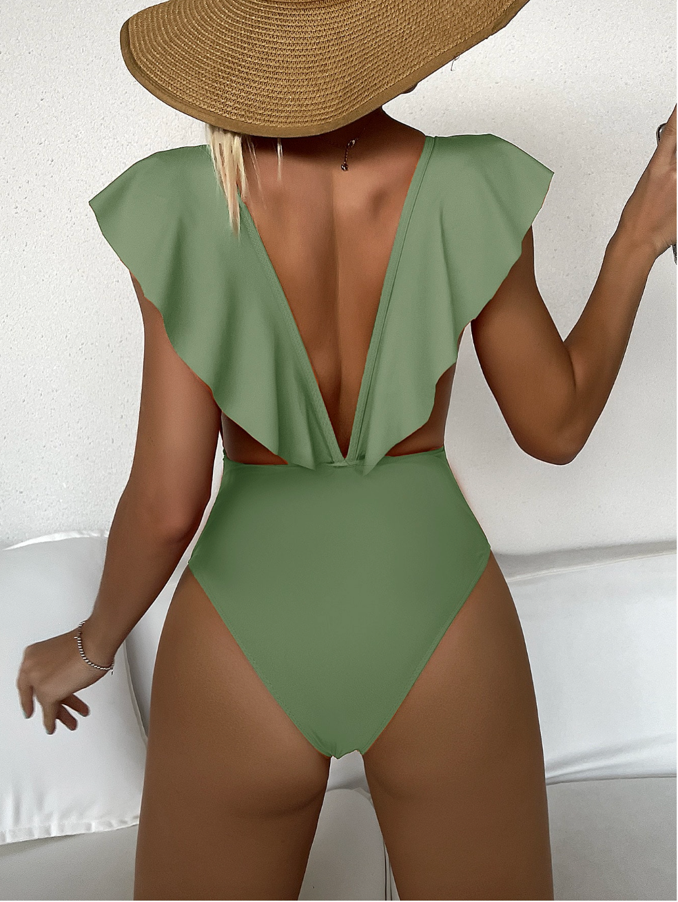 Calzoneta verde con vuelos