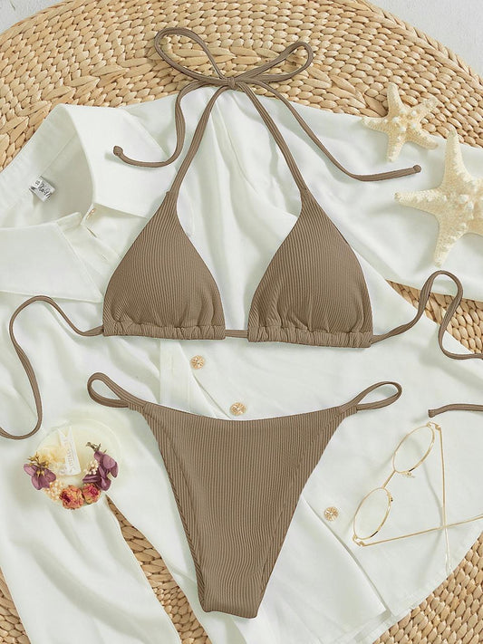 Bikini café mocha de triangulo tipo tanga